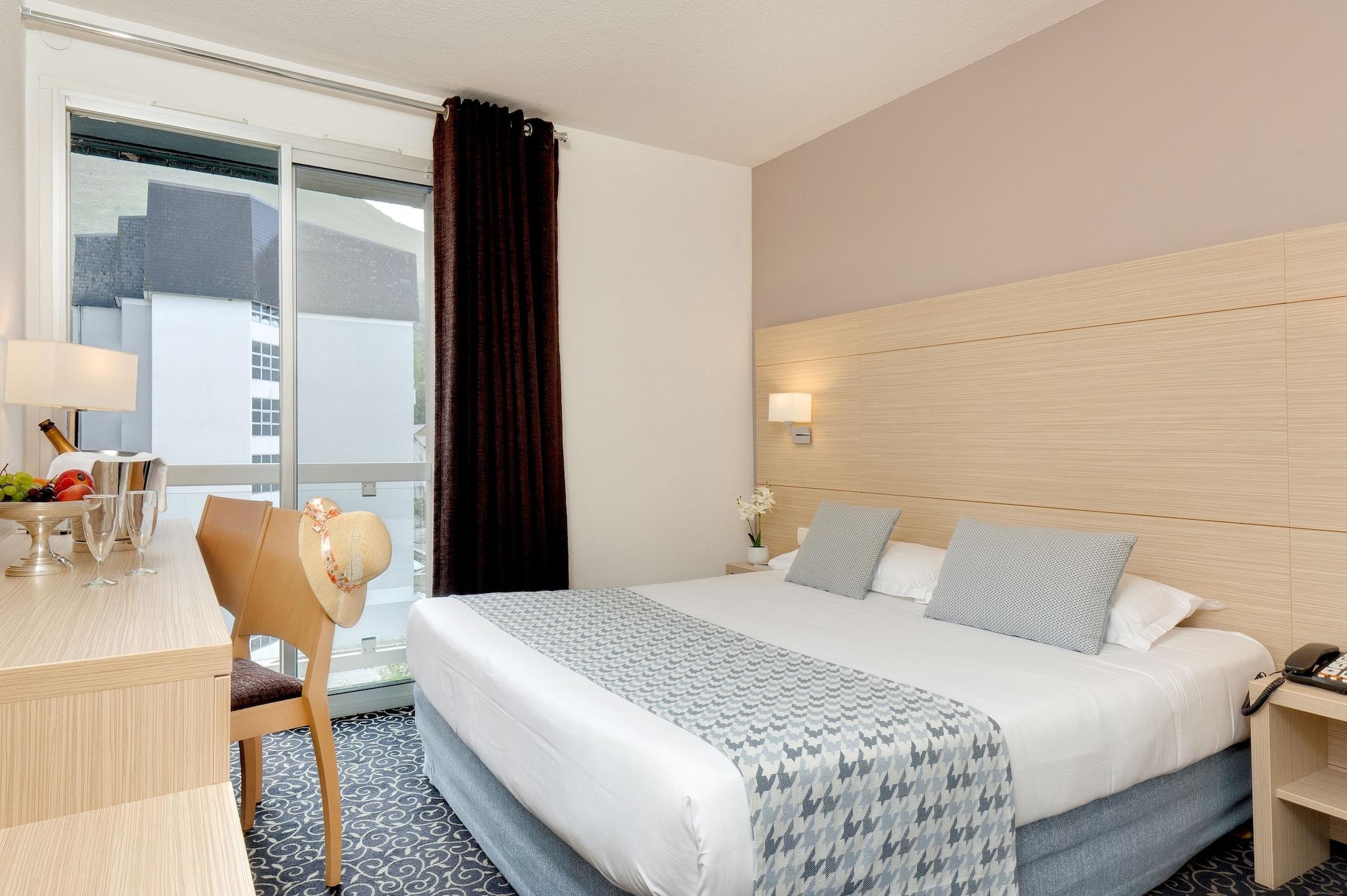 Hotel Le Mediterranee 4*