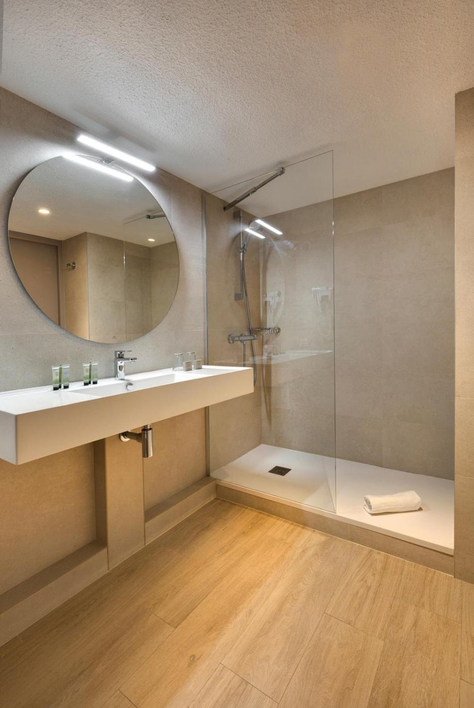 Le Mediterranee Hotel Lourdes