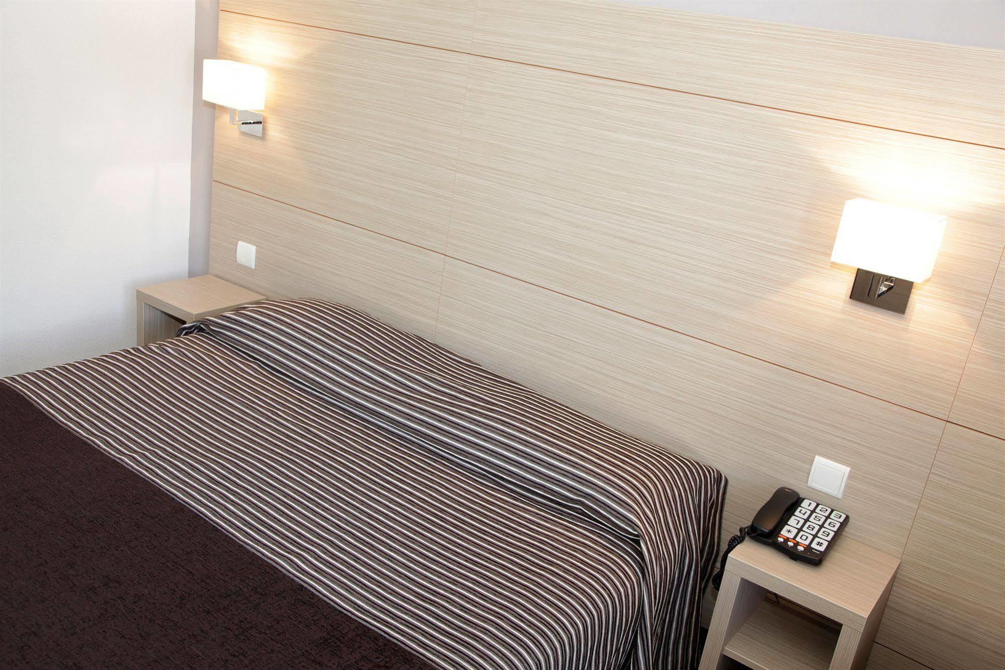 Le Mediterranee Hotel Lourdes